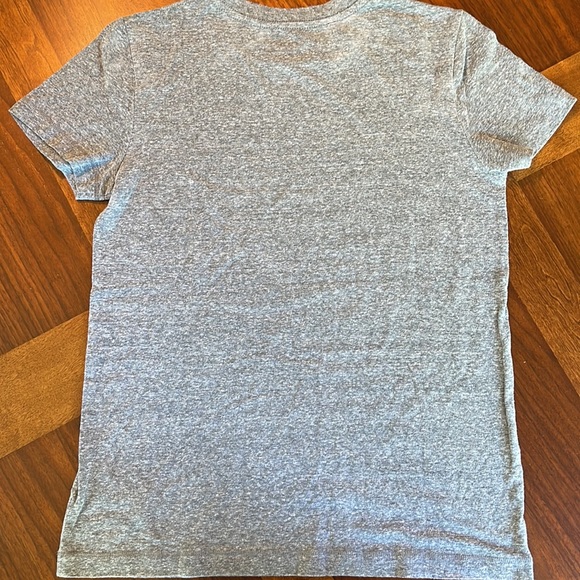 RACHEL ROY "KISSES" HEATHER GREY TEE - SIZE XS - Picture 3 of 5